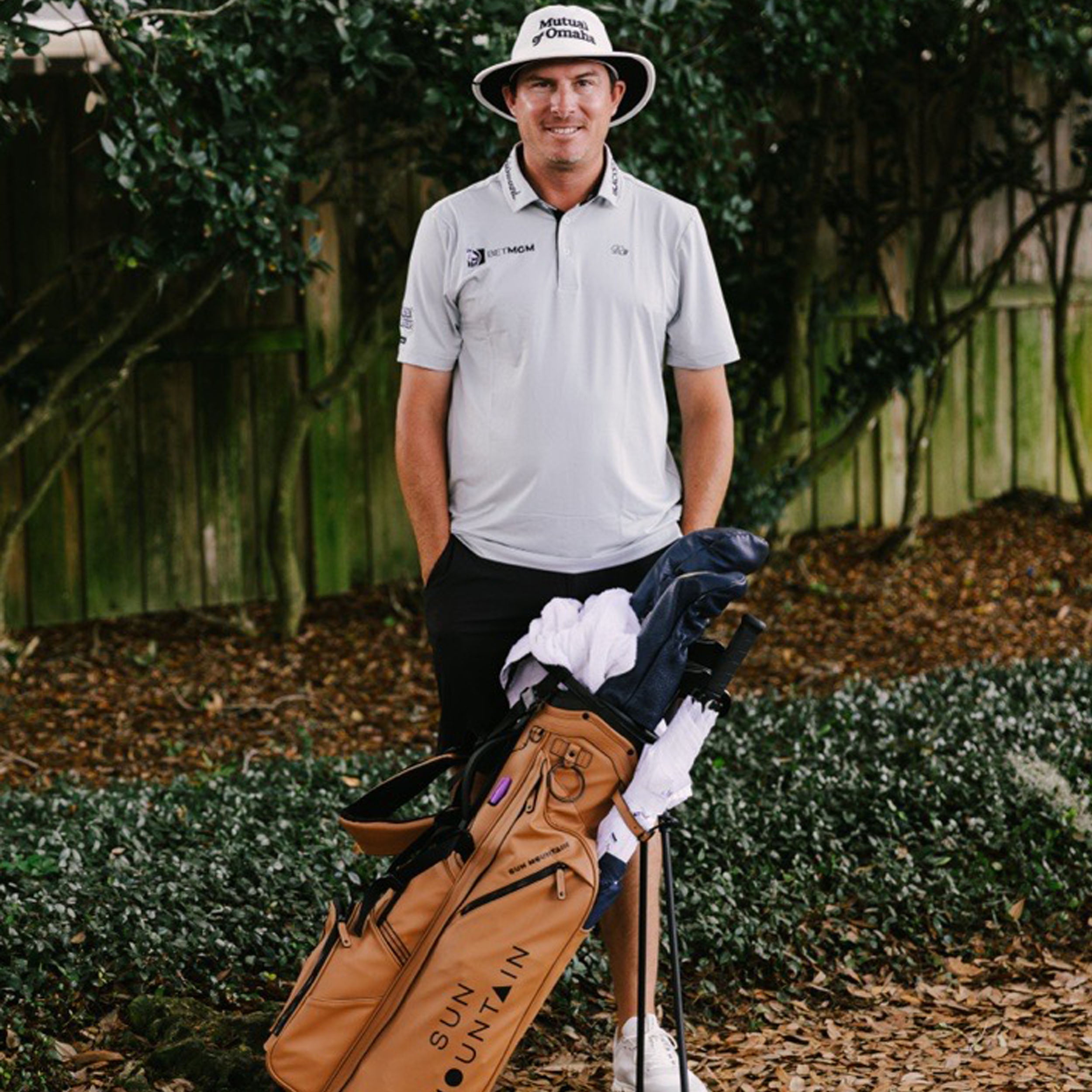 Sun Mountain announces partnership with PGA TOUR winner and fan