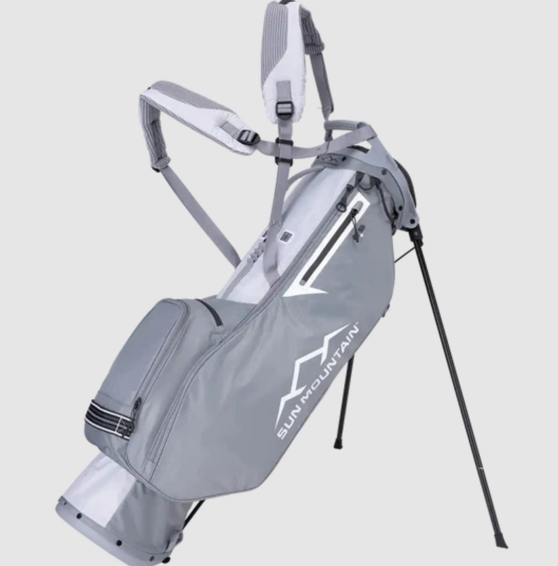 How to Pack A Golf Bag: Tips For All Players